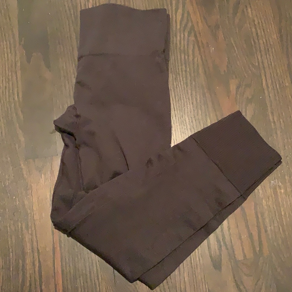 Lululemon ebb to street legging